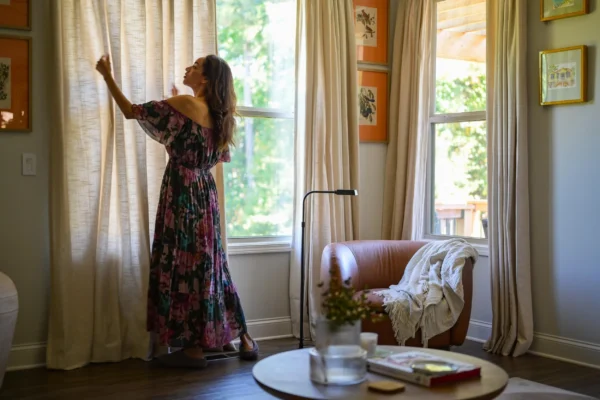 TWOPAGES: Choosing Curtains That Actually Work in Your Space