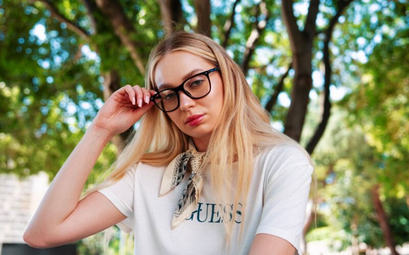 Finding Quality Eyewear Online at GlassesUSA
