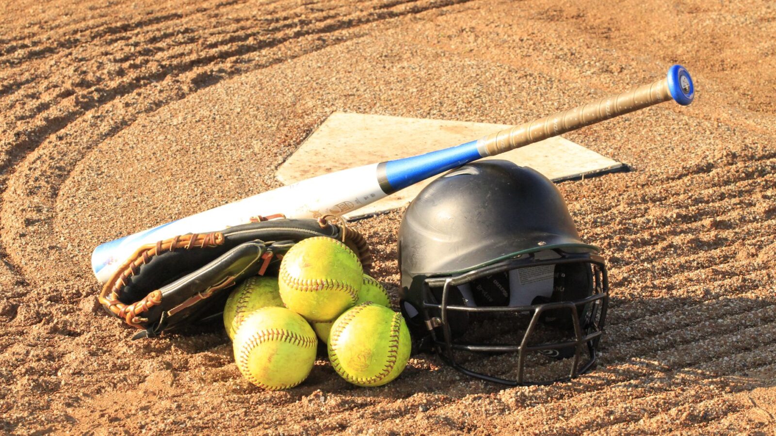 Complete Guide to Sports Equipment and Athletic Gear from Scheels Sports