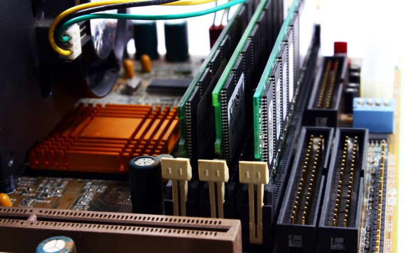 PC Building with Newegg Combo Offers AMD Ryzen and Intel Core Ultra Bundles